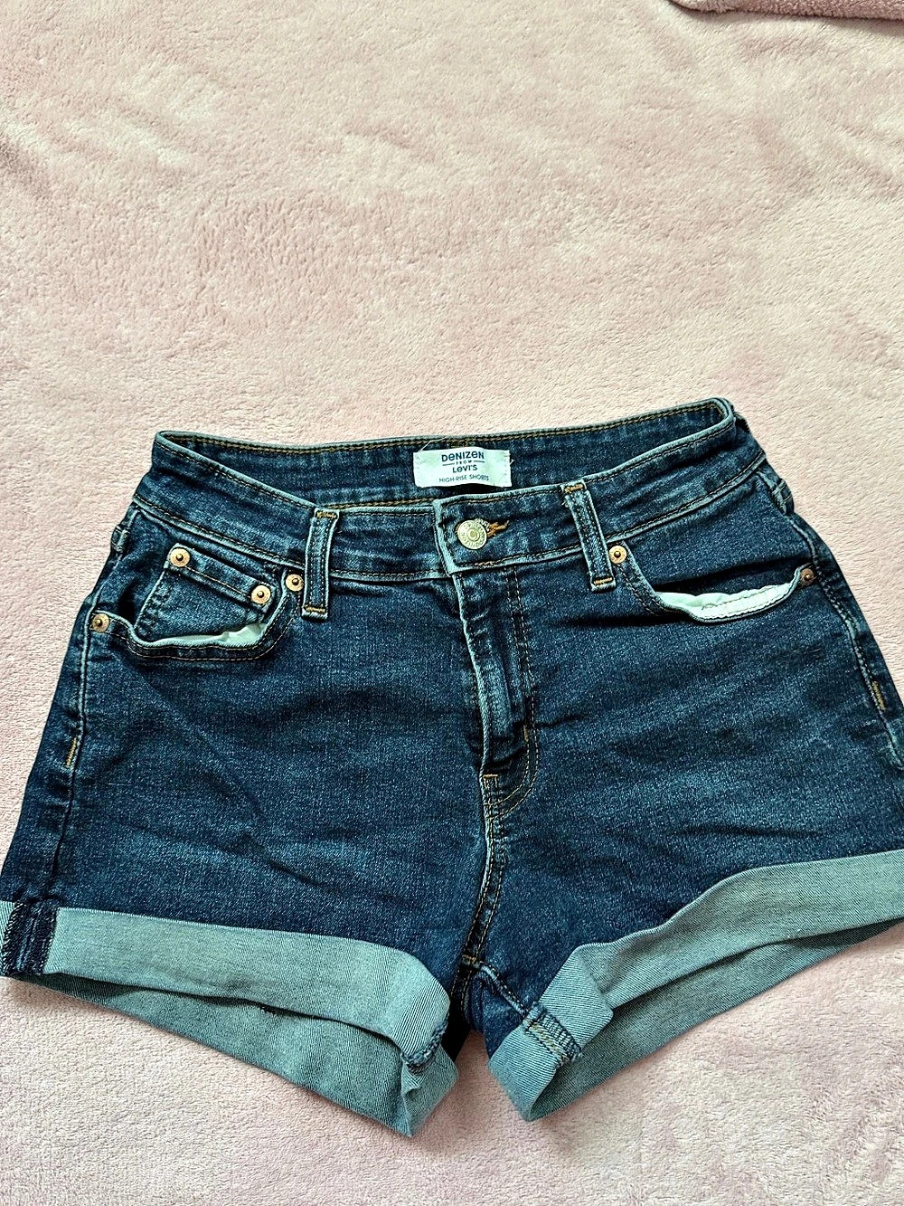 Levis Women's Rolled Cuff Denim Shorts Blue Size 27